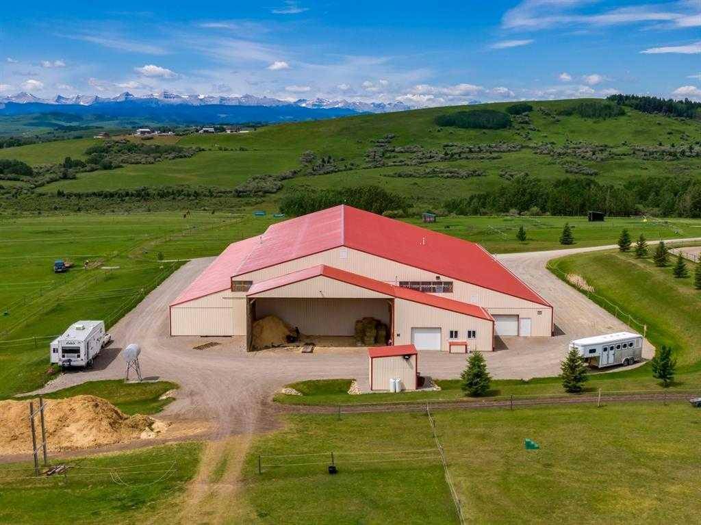 Rural Foothills County, AB T1S1A1,482074 144 ST W