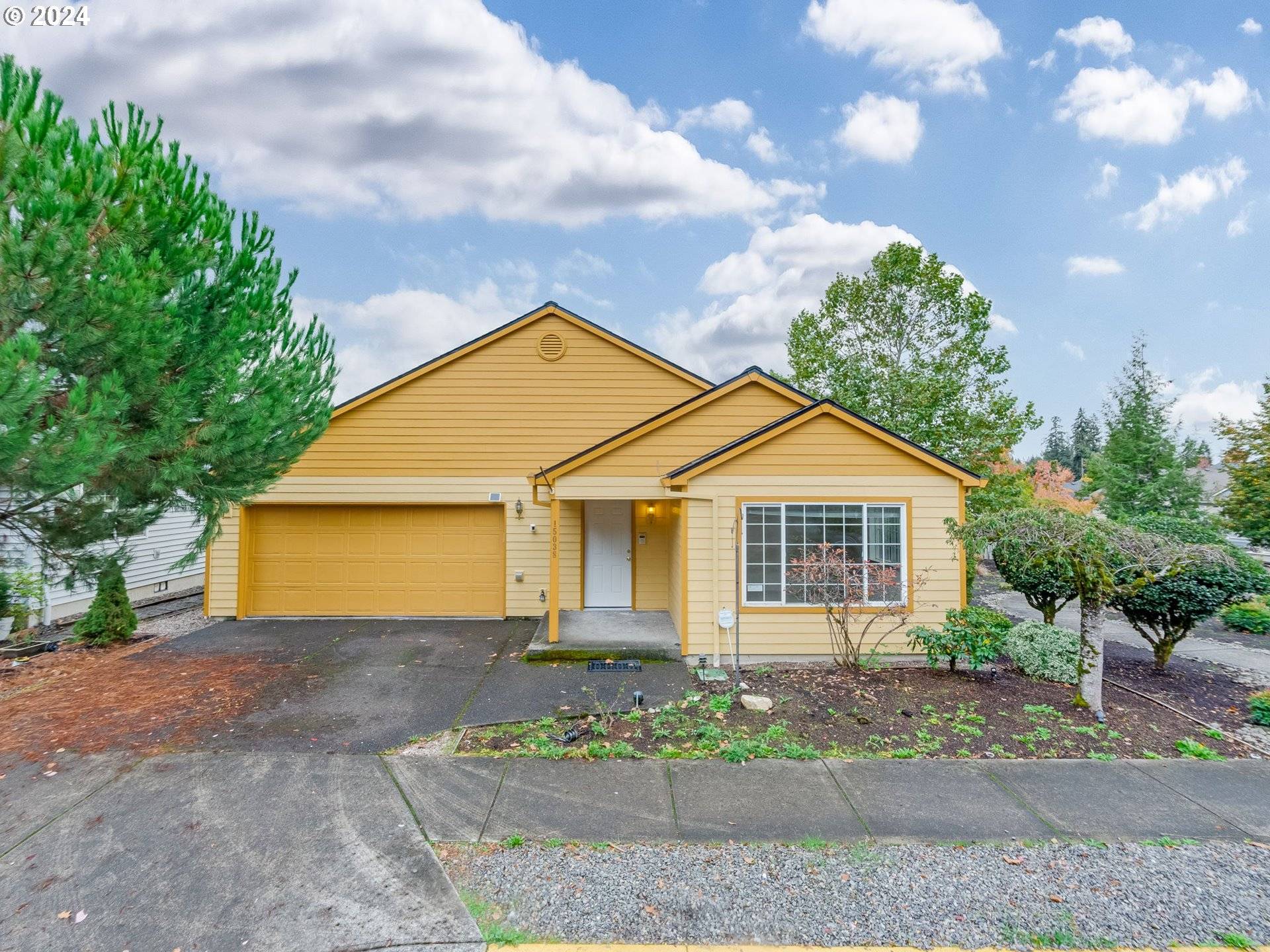 Clackamas, OR 97015,15038 SE ELM PARK DR