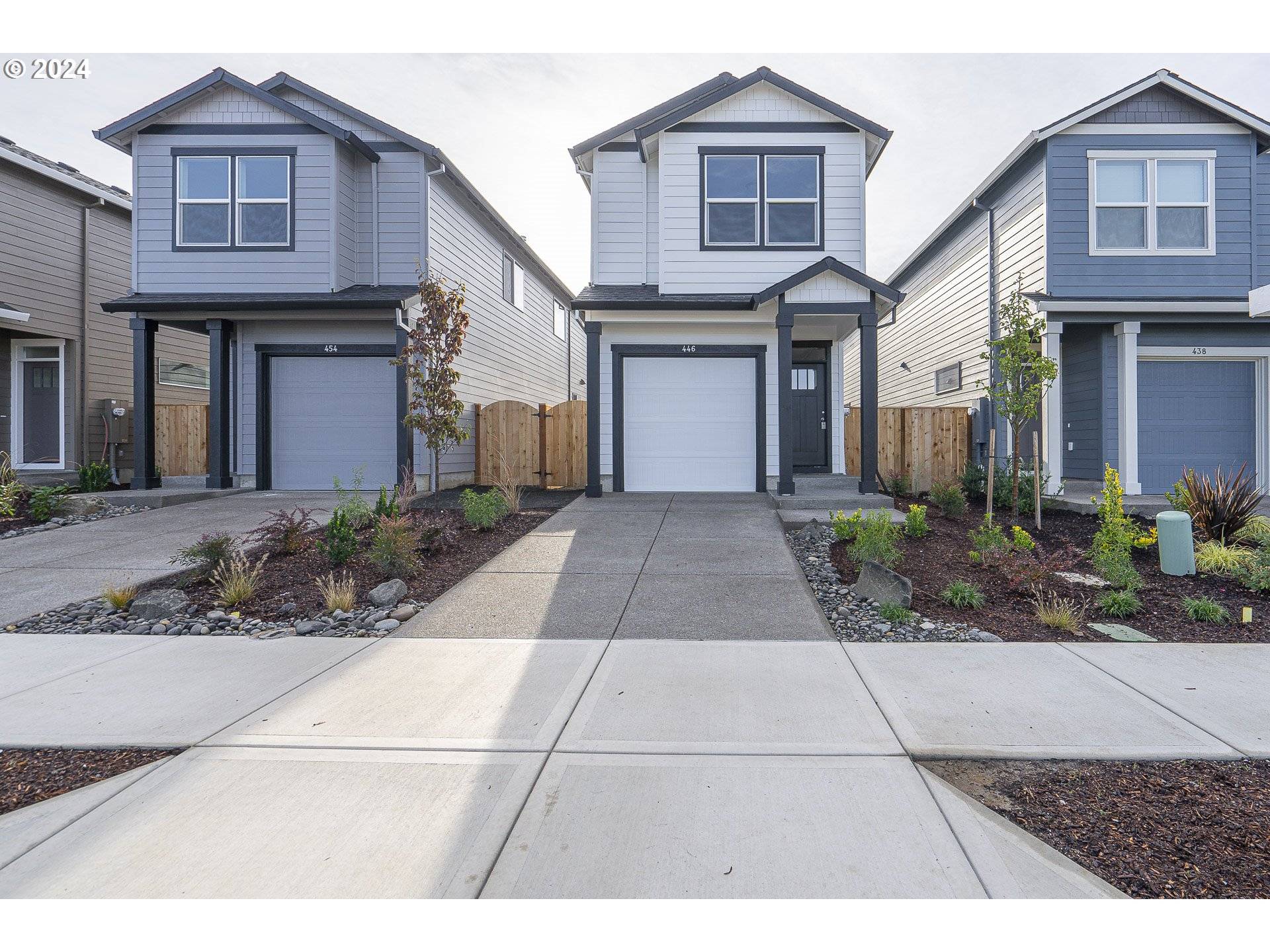 Newberg, OR 97132,446 E London WAY