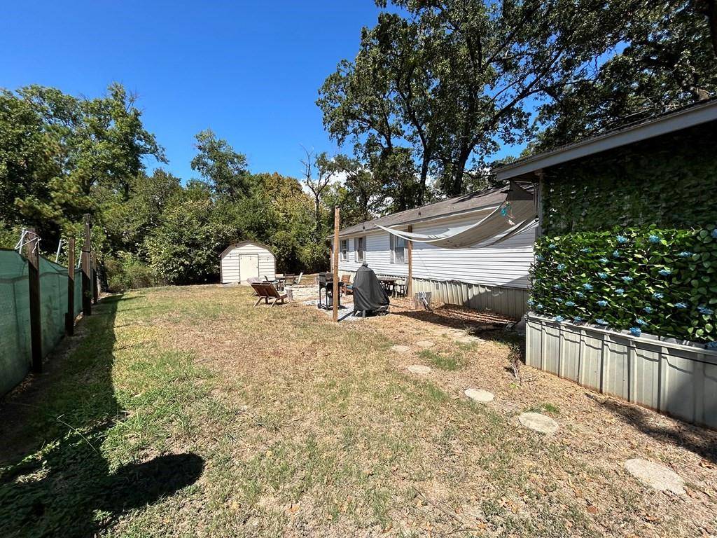 Kemp, TX 75143,700 Oak Landing Circle