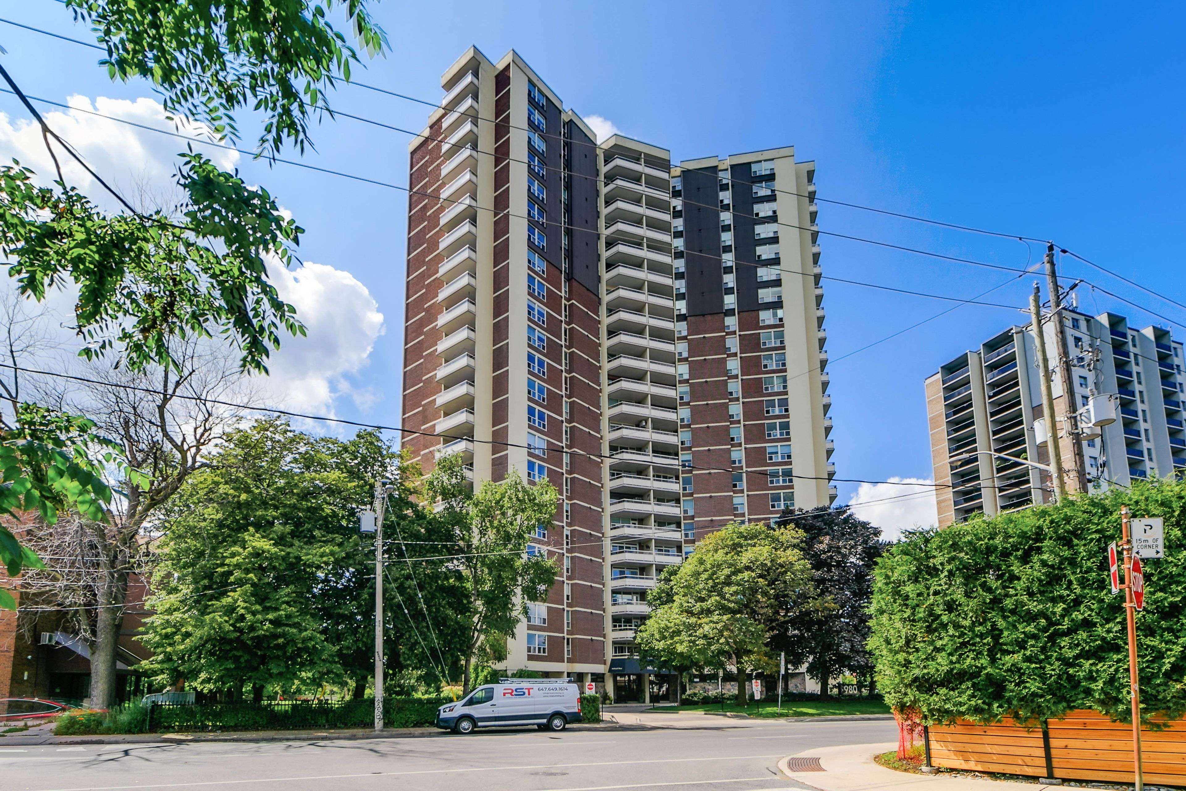 Toronto E03, ON M4K 3Y1,980 Broadview AVE #2101