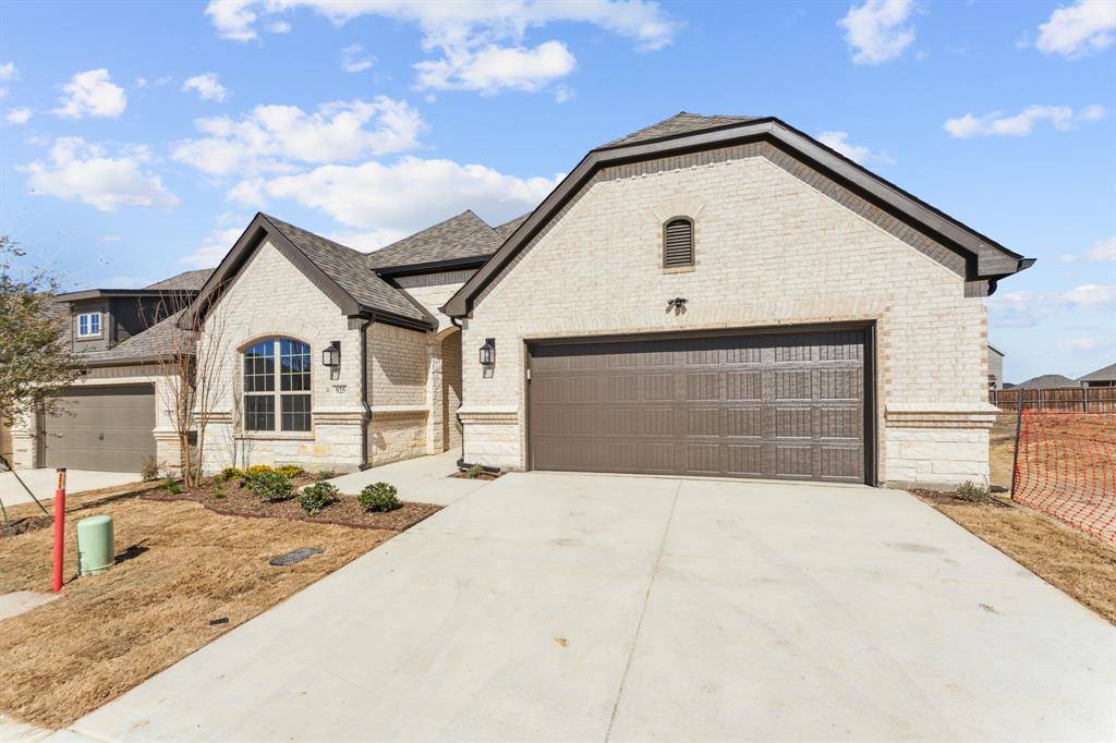 Mansfield, TX 76063,925 Capella Lane