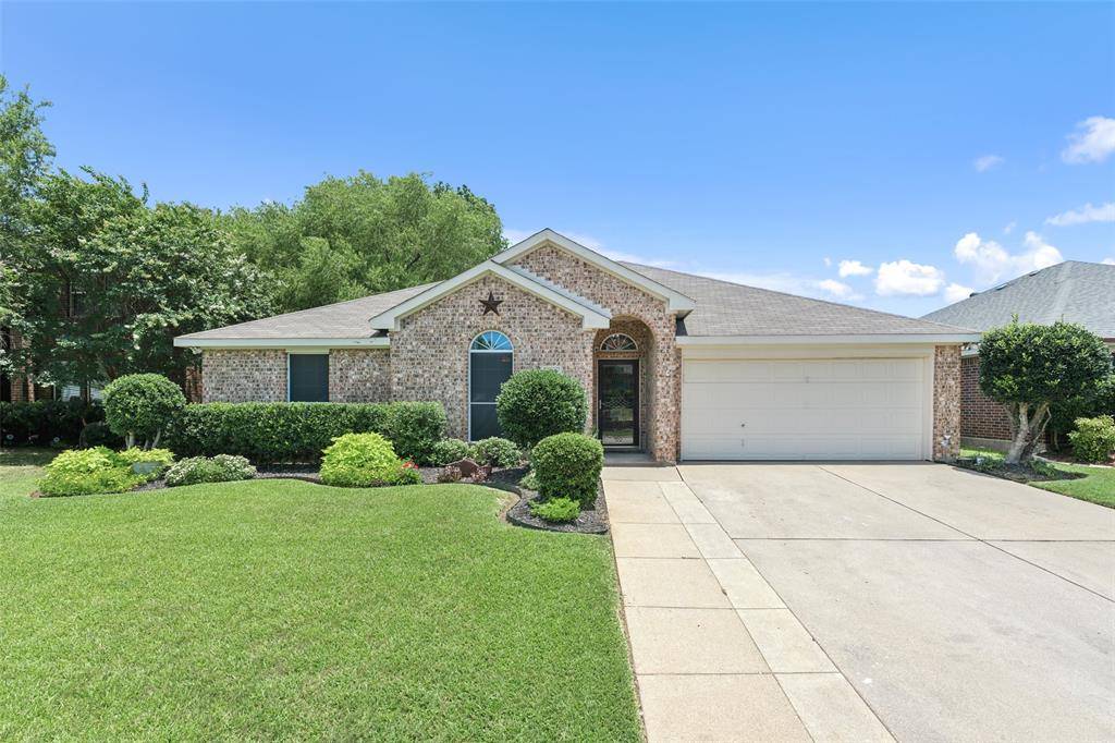 Burleson, TX 76028,907 Hidden Lake Drive