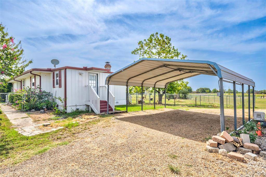 Princeton, TX 75407,9950 County Road 448