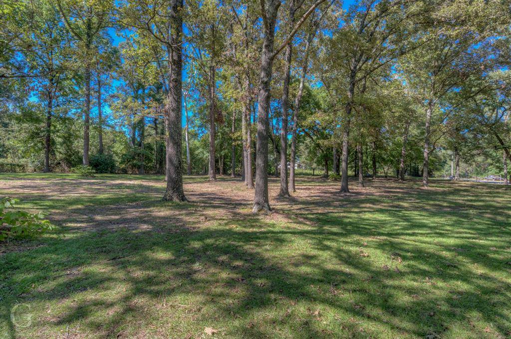 Benton, LA 71006,104 Cypress Lake Circle