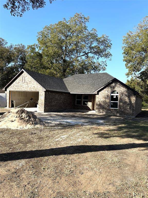 Leonard, TX 75452,605 N Poplar Street