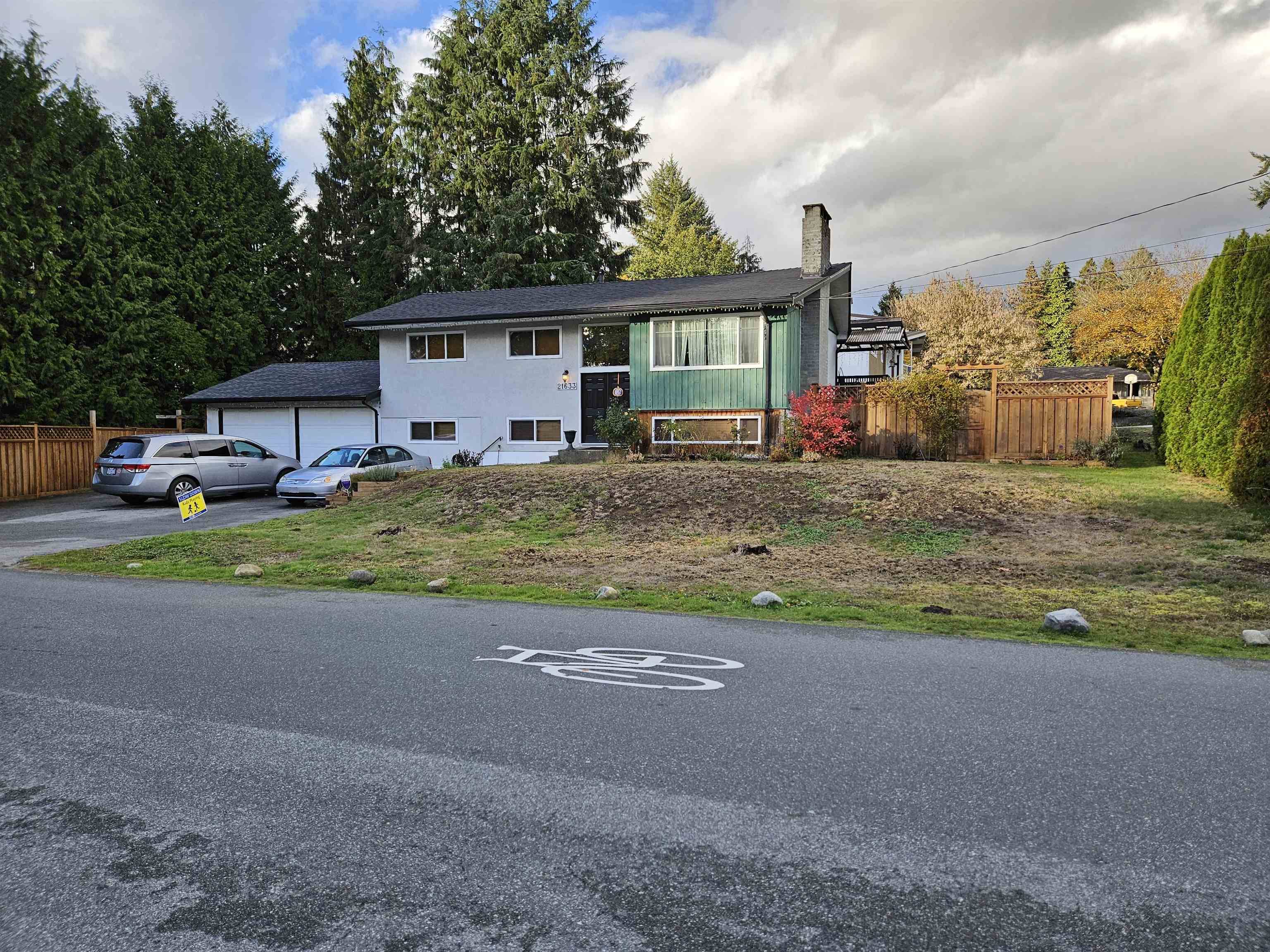 Maple Ridge, BC V3X 3A2,21633 DONOVAN AVENUE