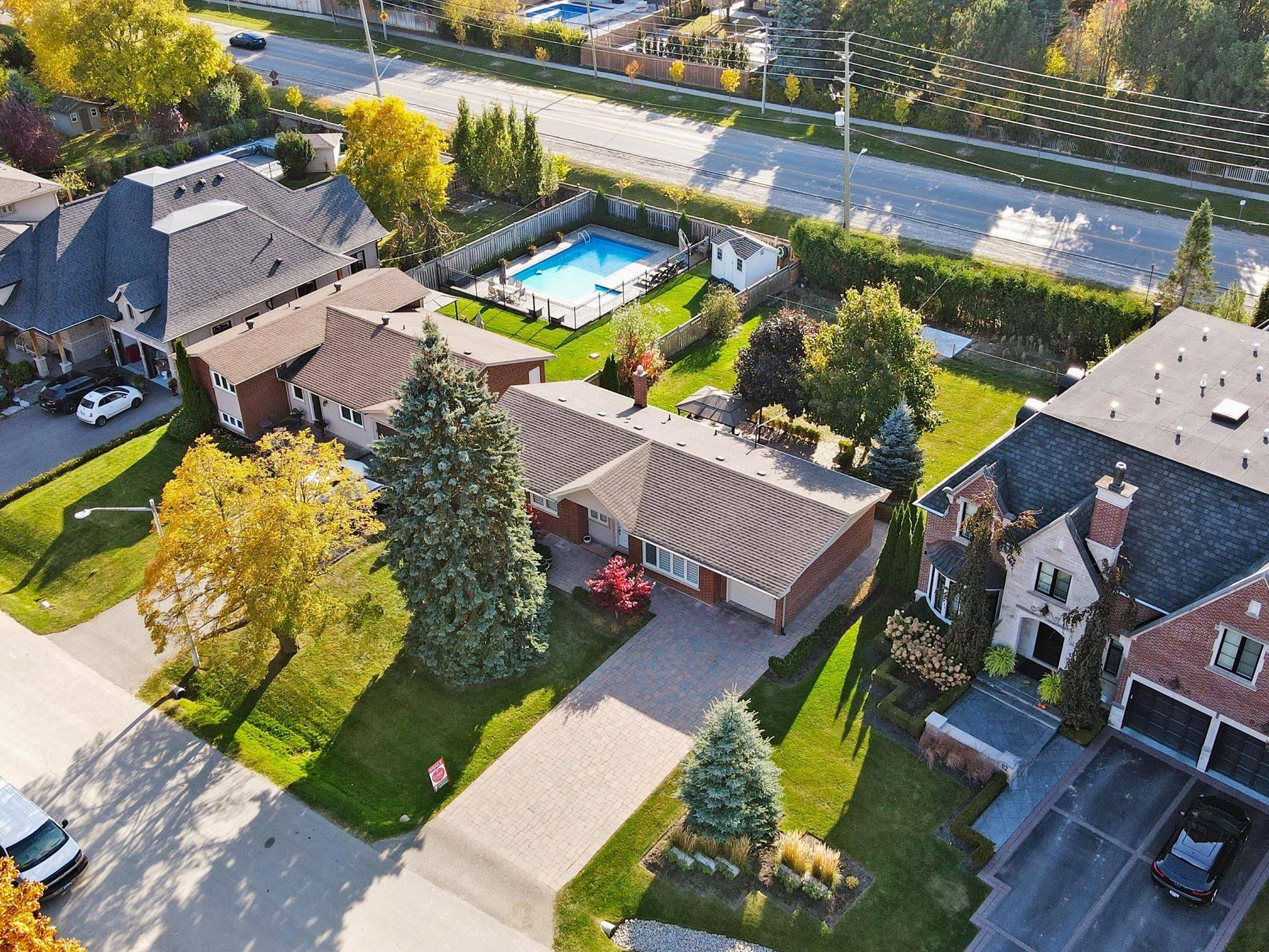 Vaughan, ON L0J 1C0,118 DONHILL CRES