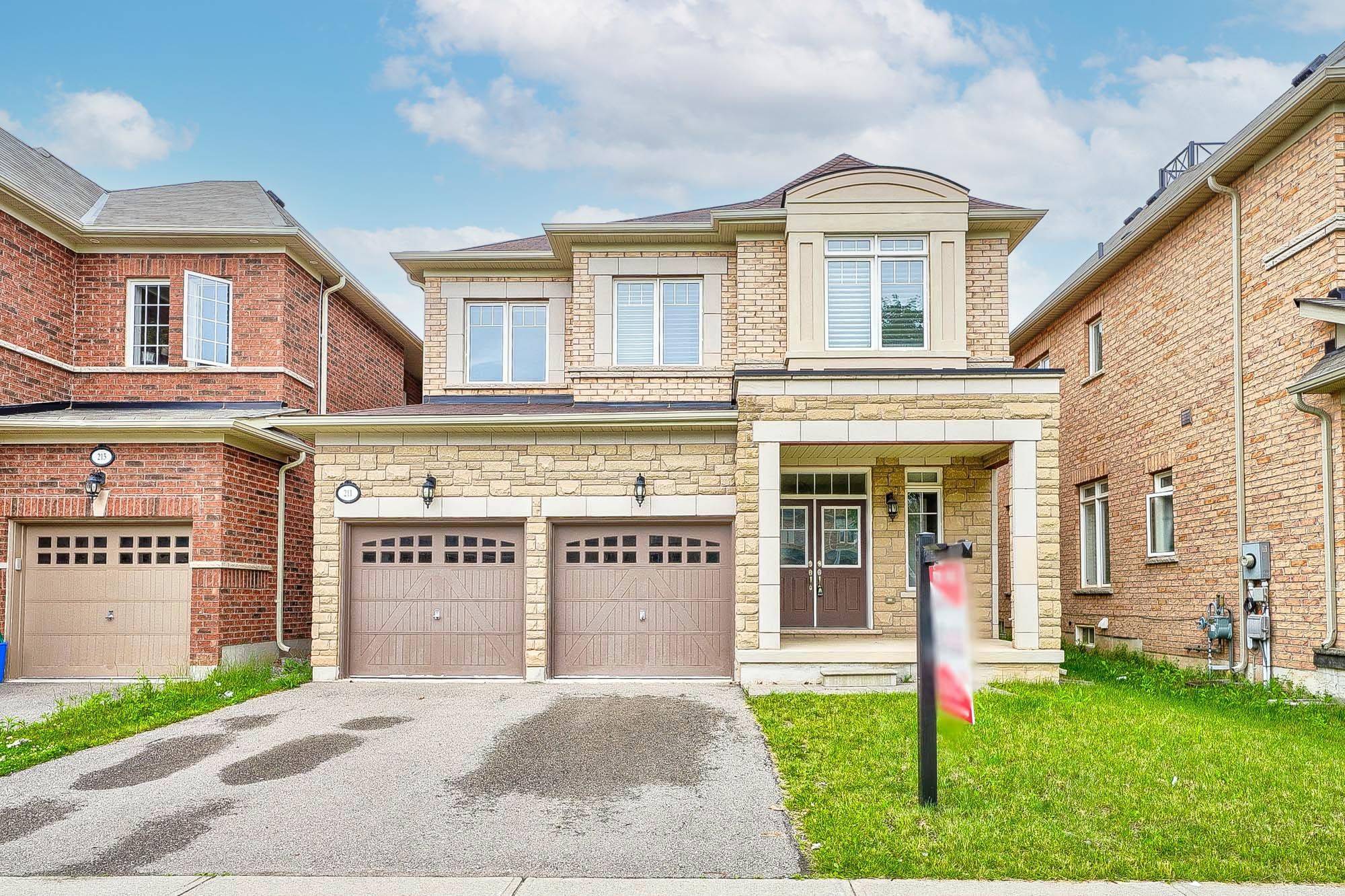 Oakville, ON L6M 4J9,211 Sixteen Mile DR