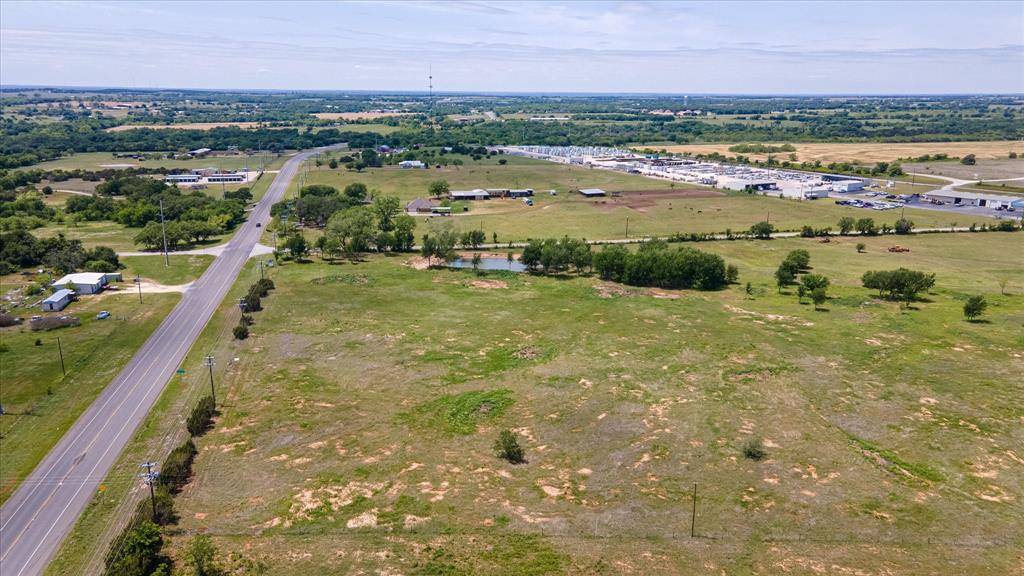 Tolar, TX 76476,281 Electric Road