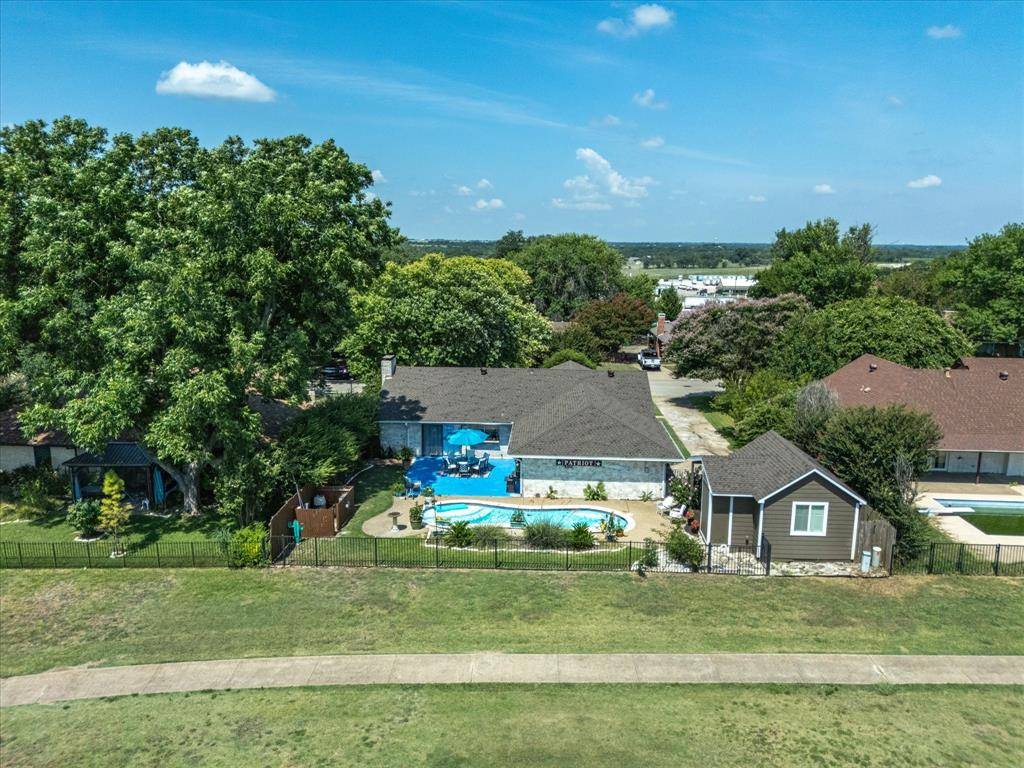 Waxahachie, TX 75165,410 Gingerbread Lane