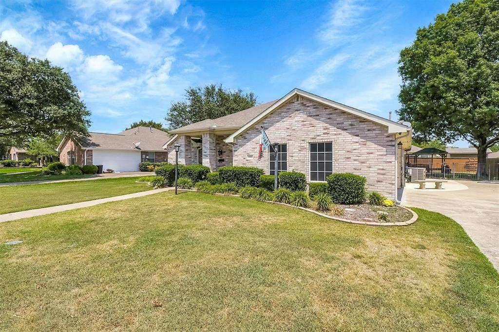 Terrell, TX 75160,107 Forest Creek Lane