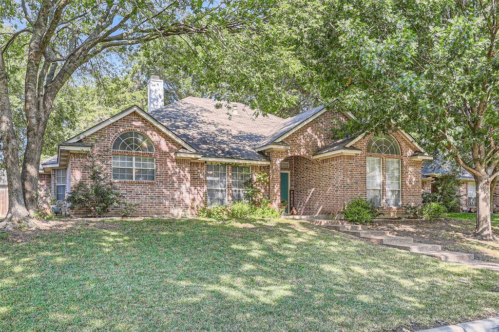 Arlington, TX 76001,6022 Red Fern Drive