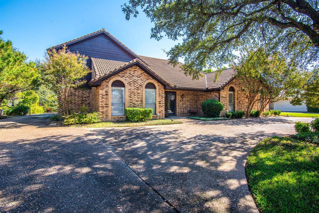 Farmers Branch, TX 75234,13920 Prestwick Drive