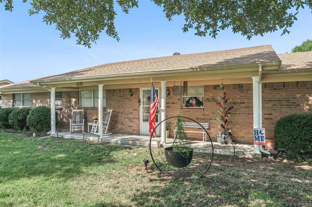 Rio Vista, TX 76093,1533 County Road 1109e