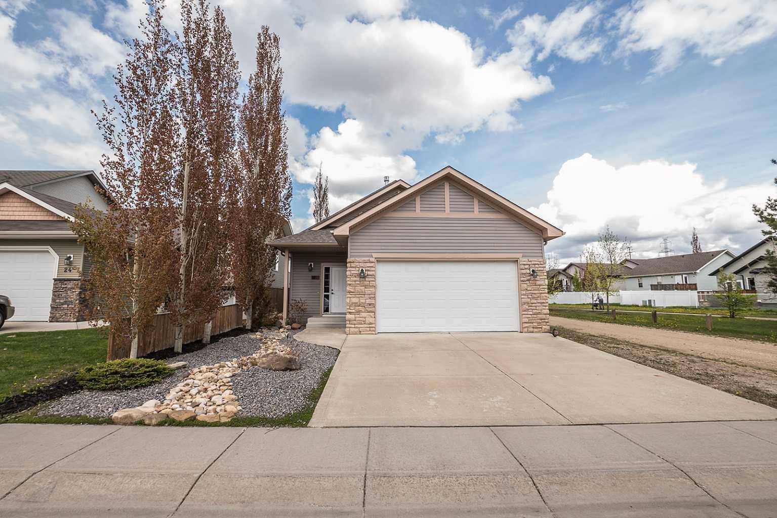 Red Deer, AB T4R 0H6,28 Vincent Close