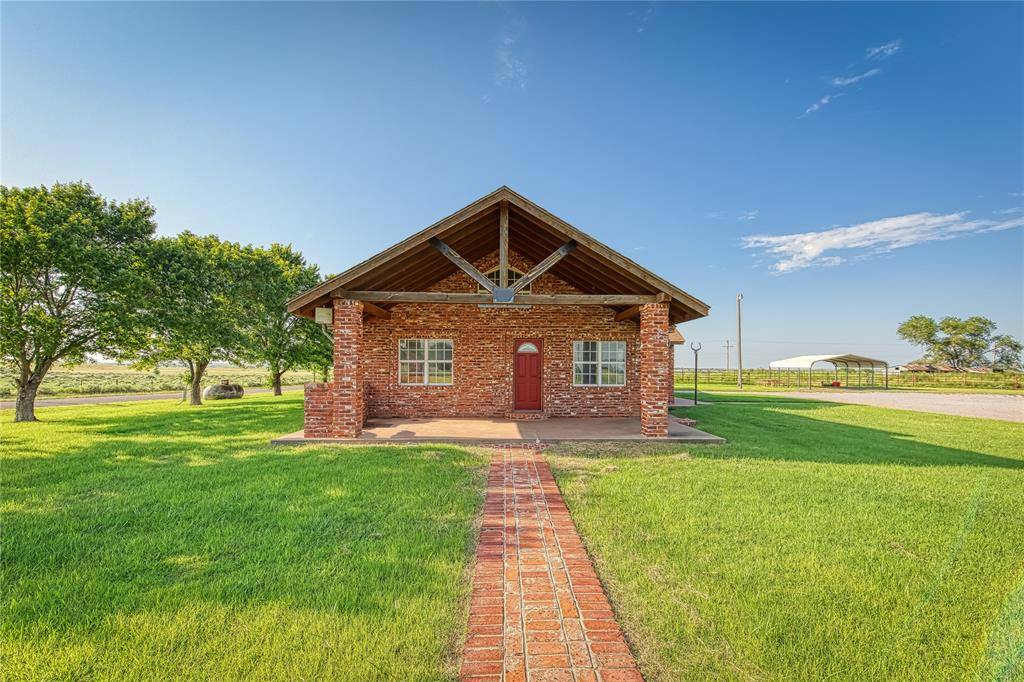 Hammon, OK 73650,9448 N 2020 Road