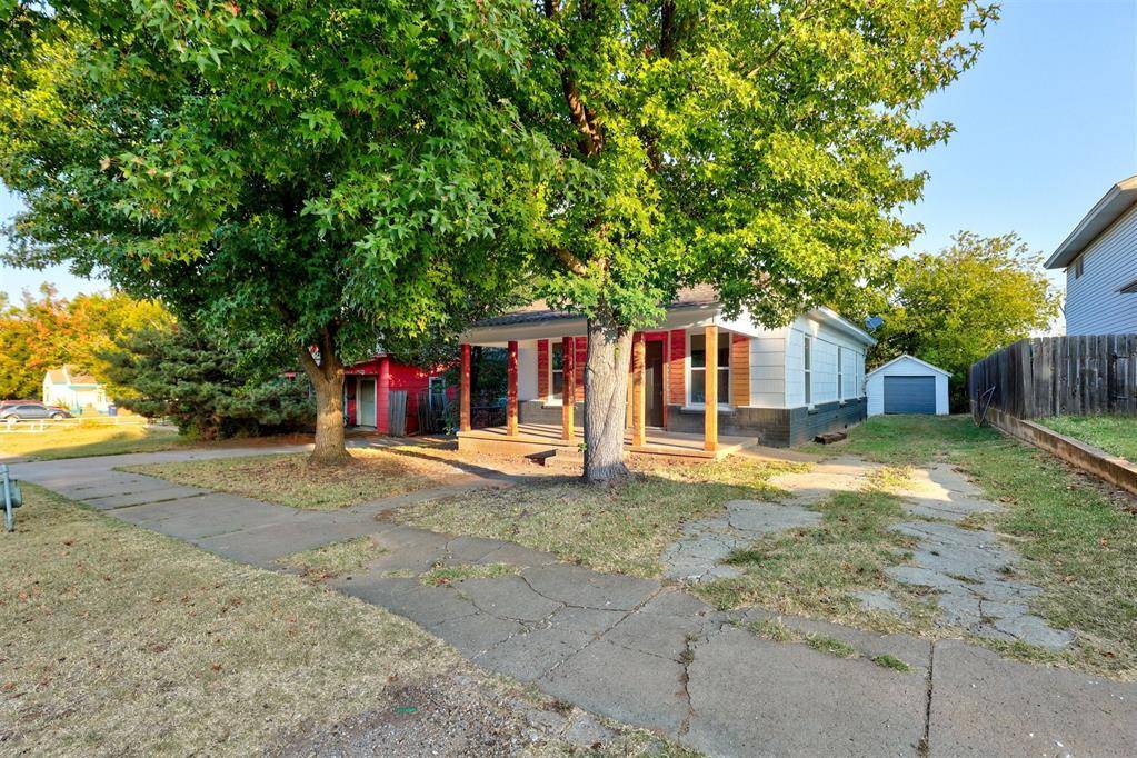 El Reno, OK 73036,810 W London Street