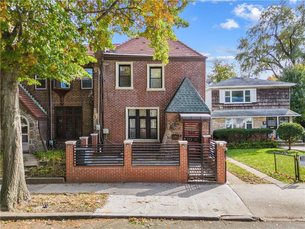 Jamaica, NY 11433,17210 111th AVE