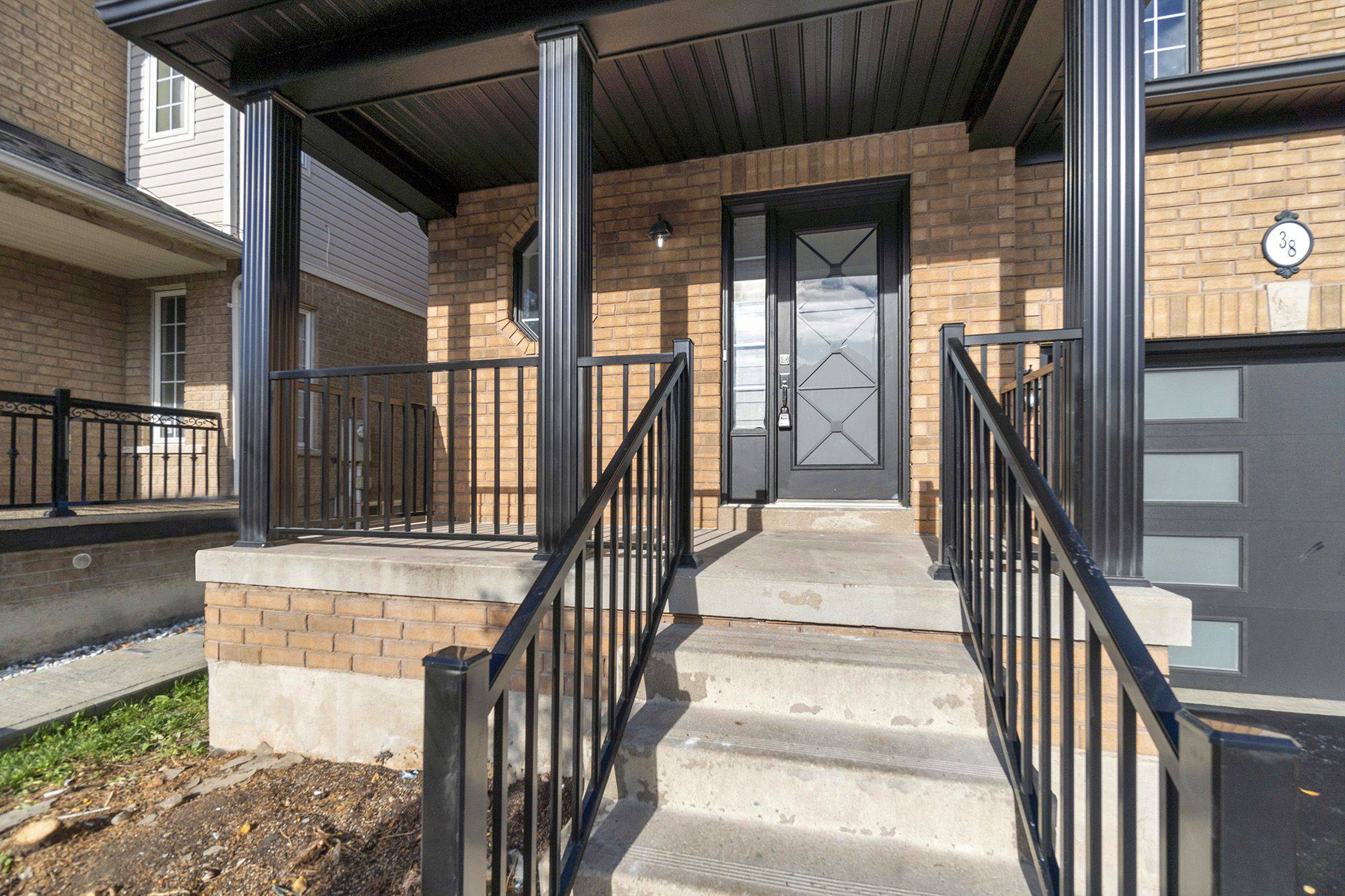 Brampton, ON L7A 2A5,38 Spencer DR