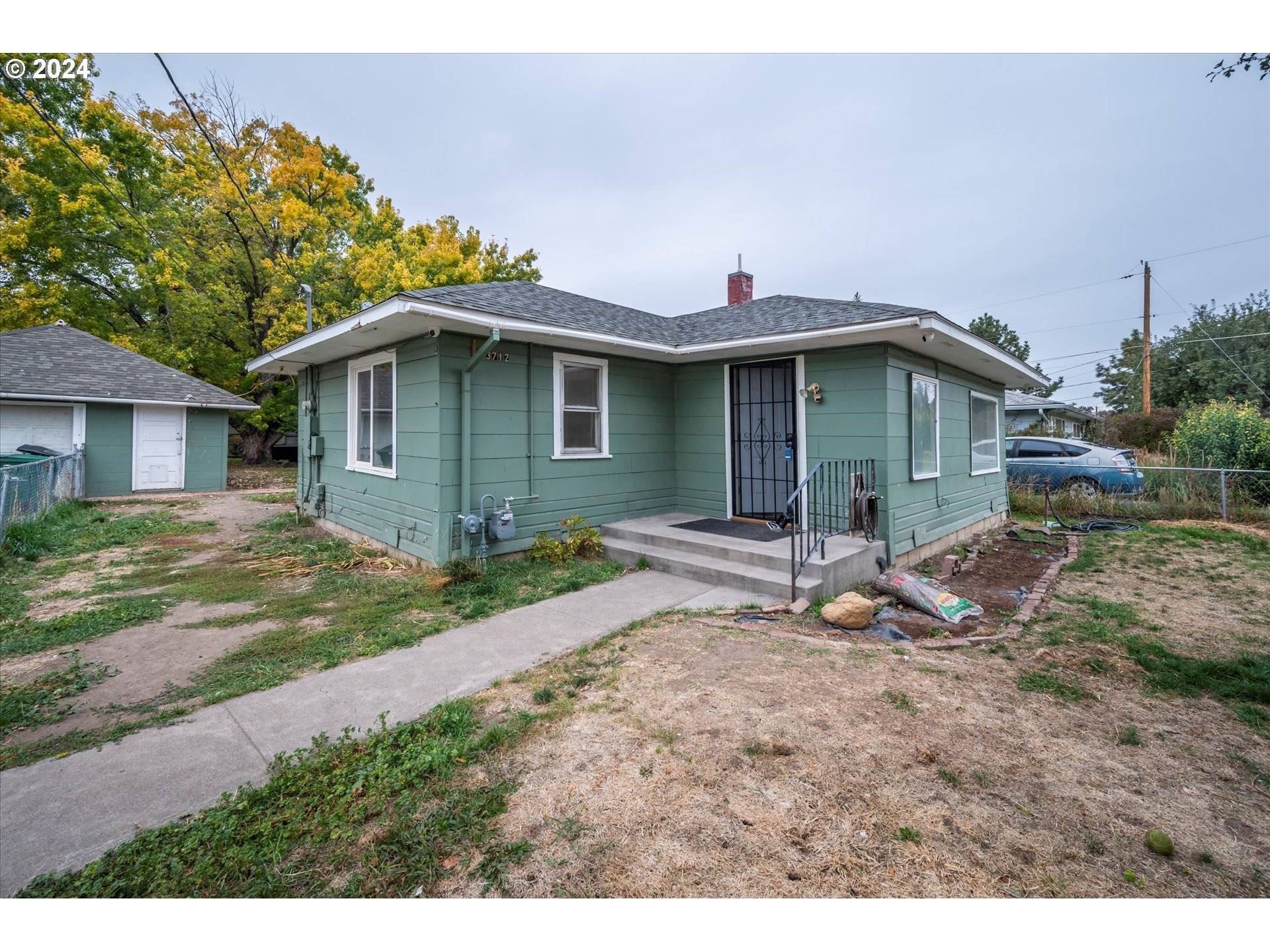 Klamath Falls, OR 97603,3712 BISBEE ST