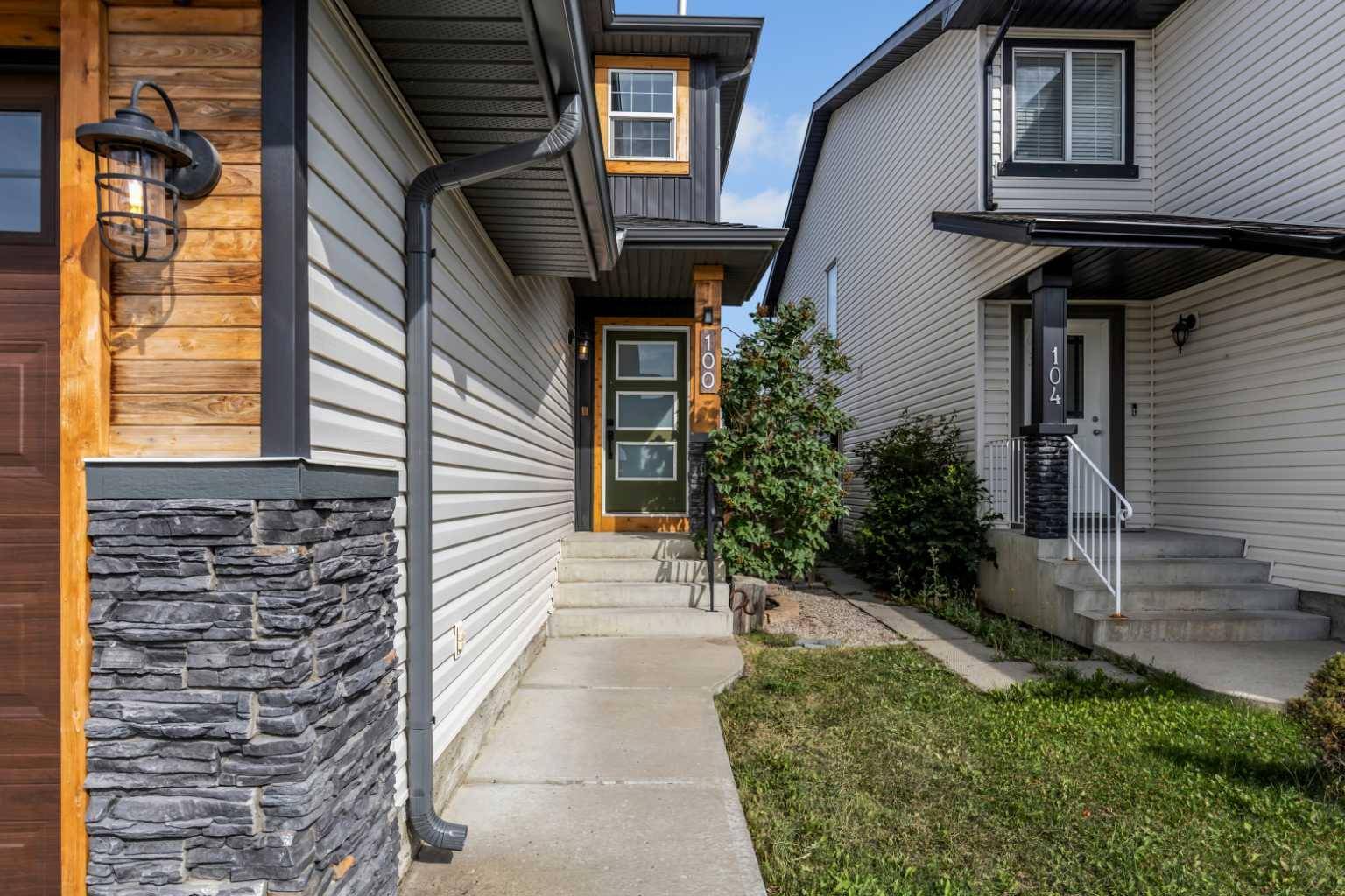 Calgary, AB T2Y 4Y8,100 Bridlecrest ST SW