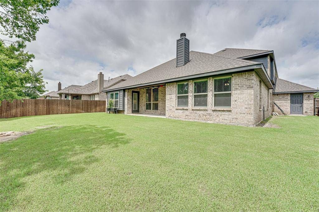 Waxahachie, TX 75165,1700 Stonegate Street