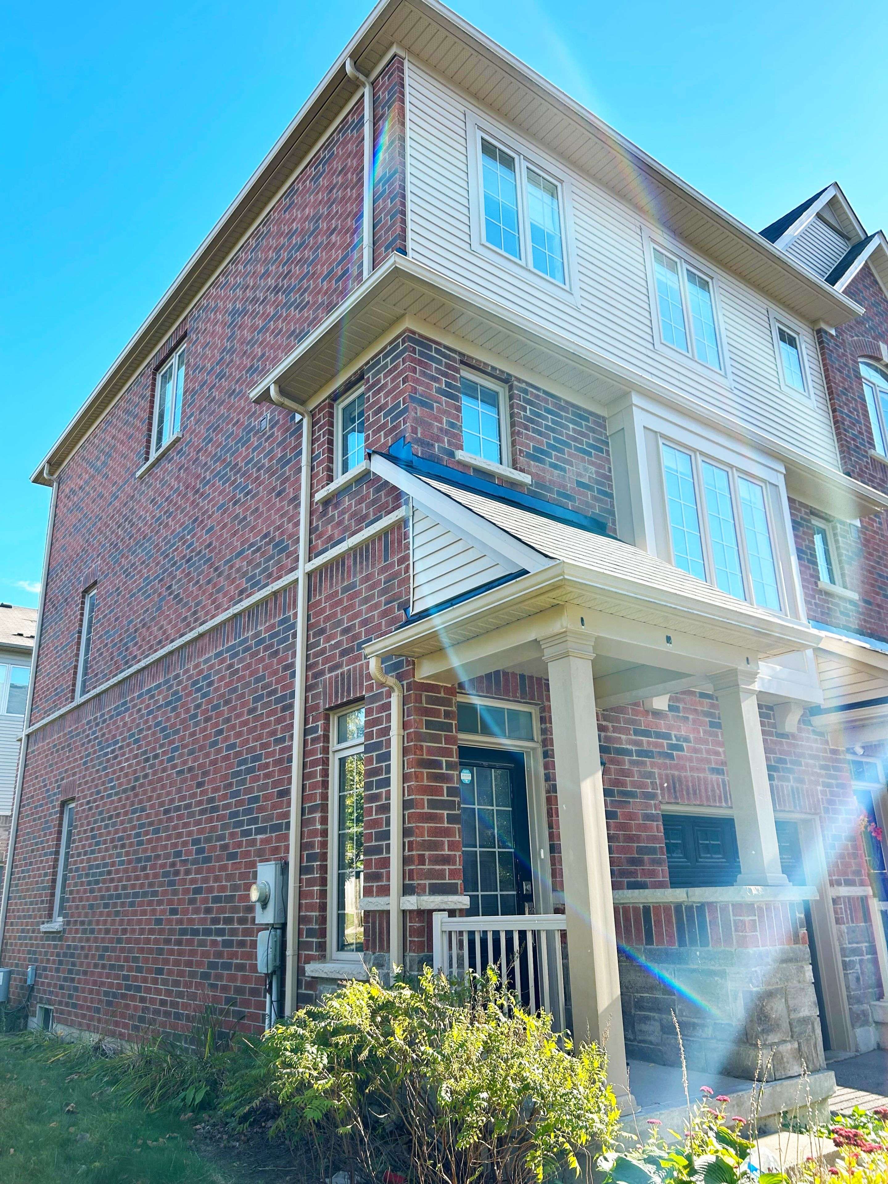 Kitchener, ON N2M 0A5,342 Mill ST #48