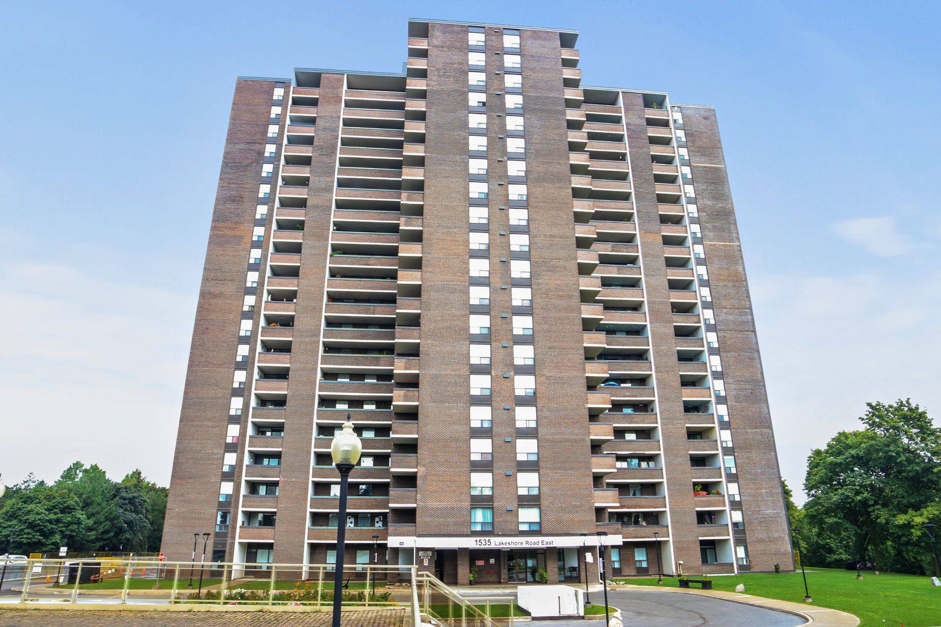 Mississauga, ON L5E 3E2,1535 Lakeshore RD E #1407