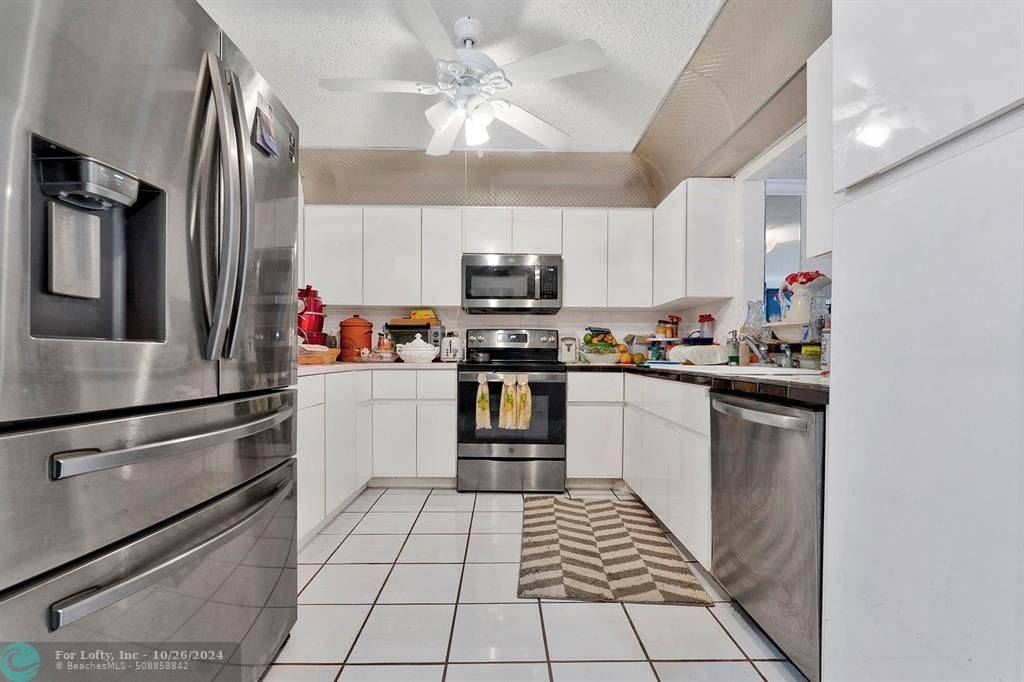 Boca Raton, FL 33496,9335 Flynn Cir  #1