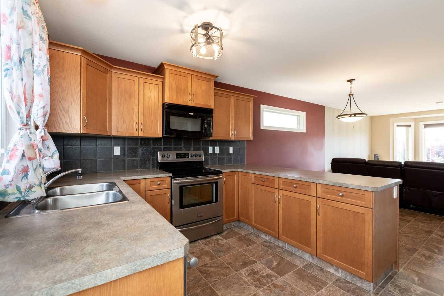 Red Deer, AB T4P 0H5,165 Kelloway CRES