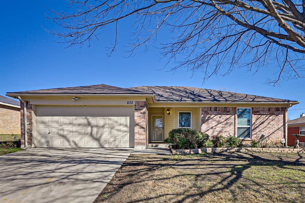 Burleson, TX 76028,832 Blue Ridge Drive