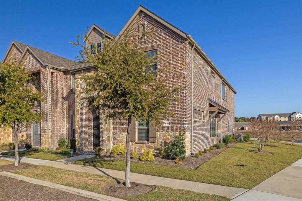 Lewisville, TX 75067,699 Vista Oaks Road