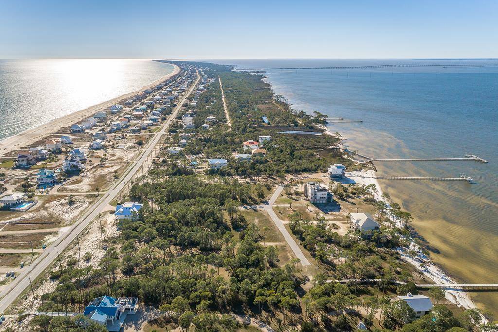 St. George Island, FL 32328,1191 Russell Way