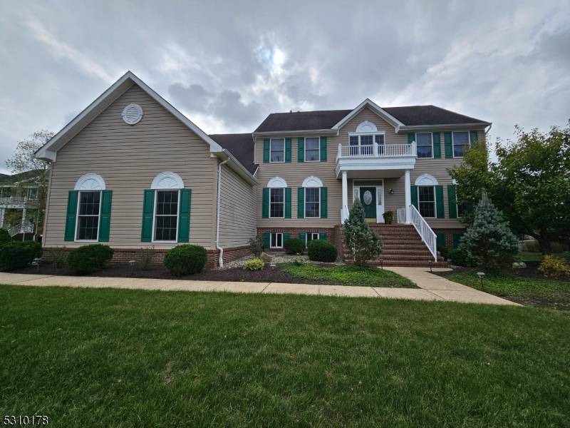 Raritan Twp., NJ 08822,22 Beehive Ln