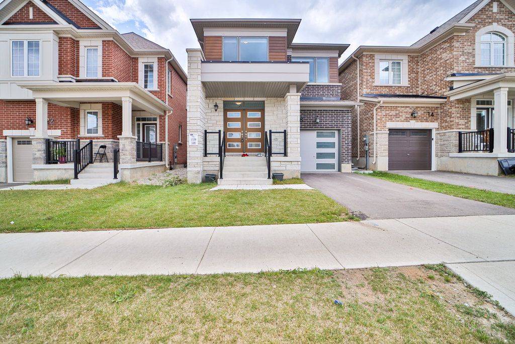 Kitchener, ON N2E 3X8,18 William Nador ST