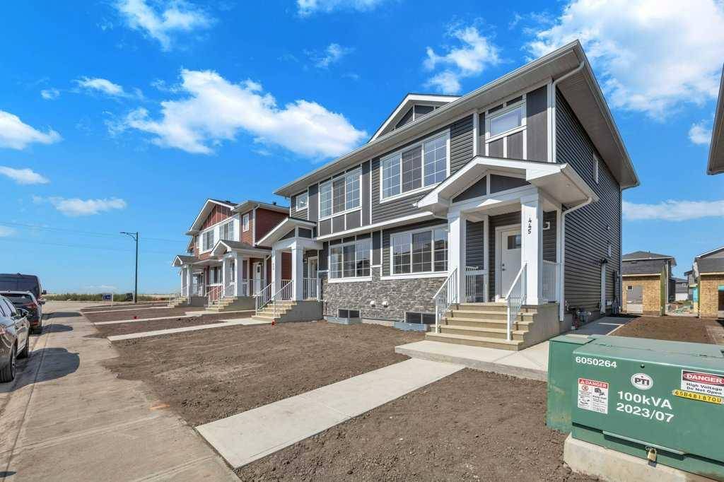 Chestermere, AB T1X 2V3,445 Chelsea Key