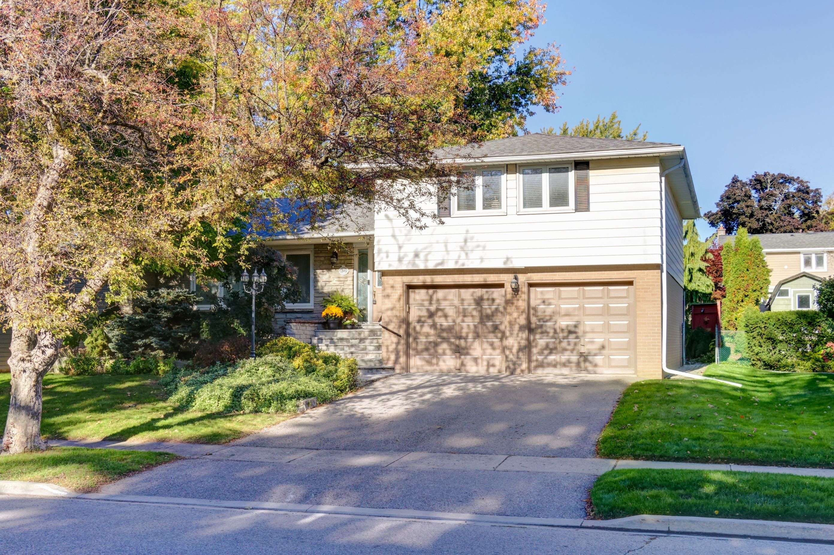 Brampton, ON L6Y 2C5,36 Ridgehill DR