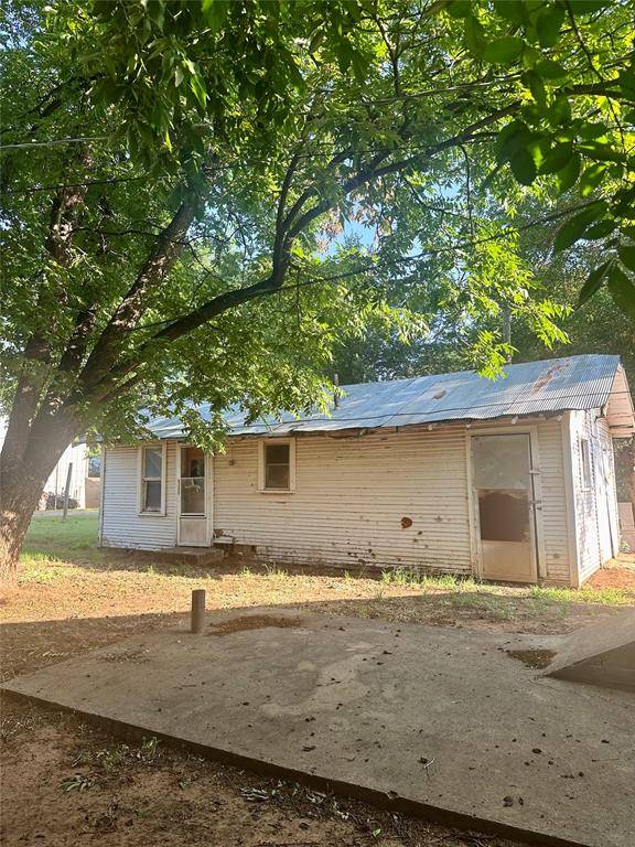 Clinton, OK 73601,524 S 8th Street