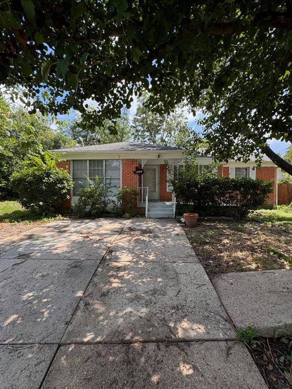 Dallas, TX 75228,10308 Lavano Lane