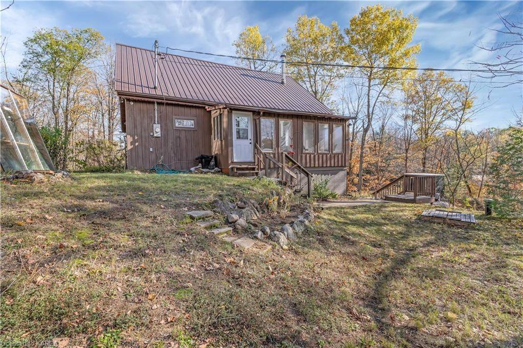 Central Frontenac, ON K0H 2P0,1433 TOWNLINE RD