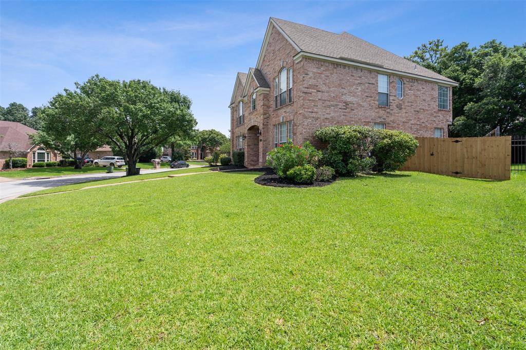 Arlington, TX 76006,2415 N Hunter Place Lane