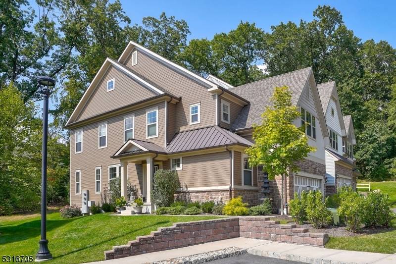 Mountain Lakes Boro, NJ 07046,9 Lakeland Ct