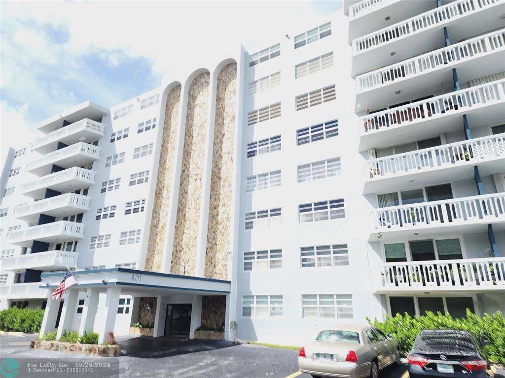 Hallandale Beach, FL 33009,401 NE 14th Ave  #306