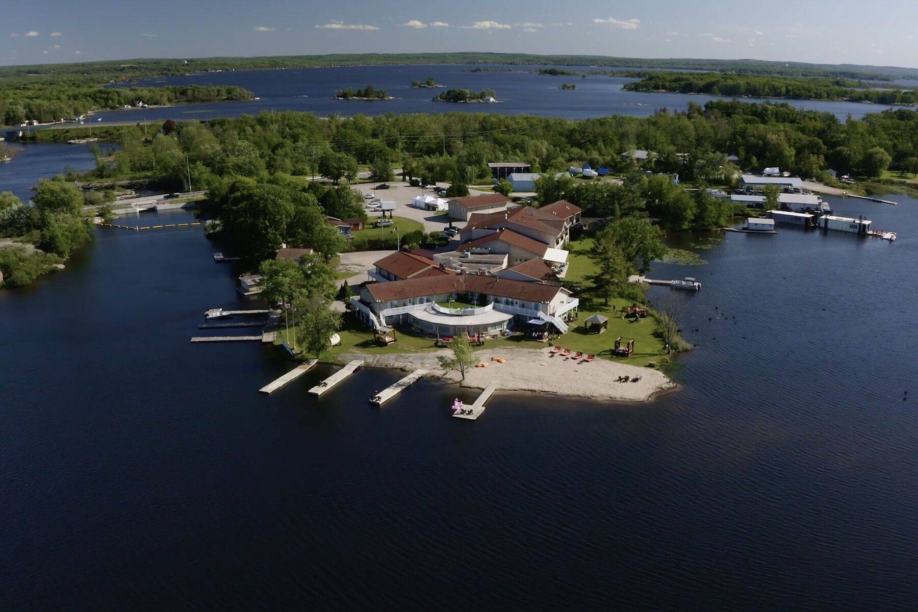 Georgian Bay, ON L0K 1S0,263 PORT SEVERN RD N