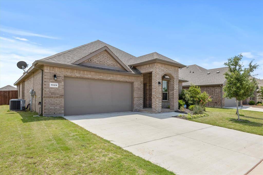 Granbury, TX 76049,1529 Seabiscuit Drive