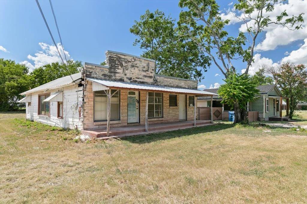 Whitney, TX 76692,304 S Colorado Street