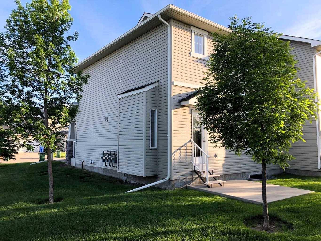 Langdon, AB T0J 1X2,29 Arbours CIR NW