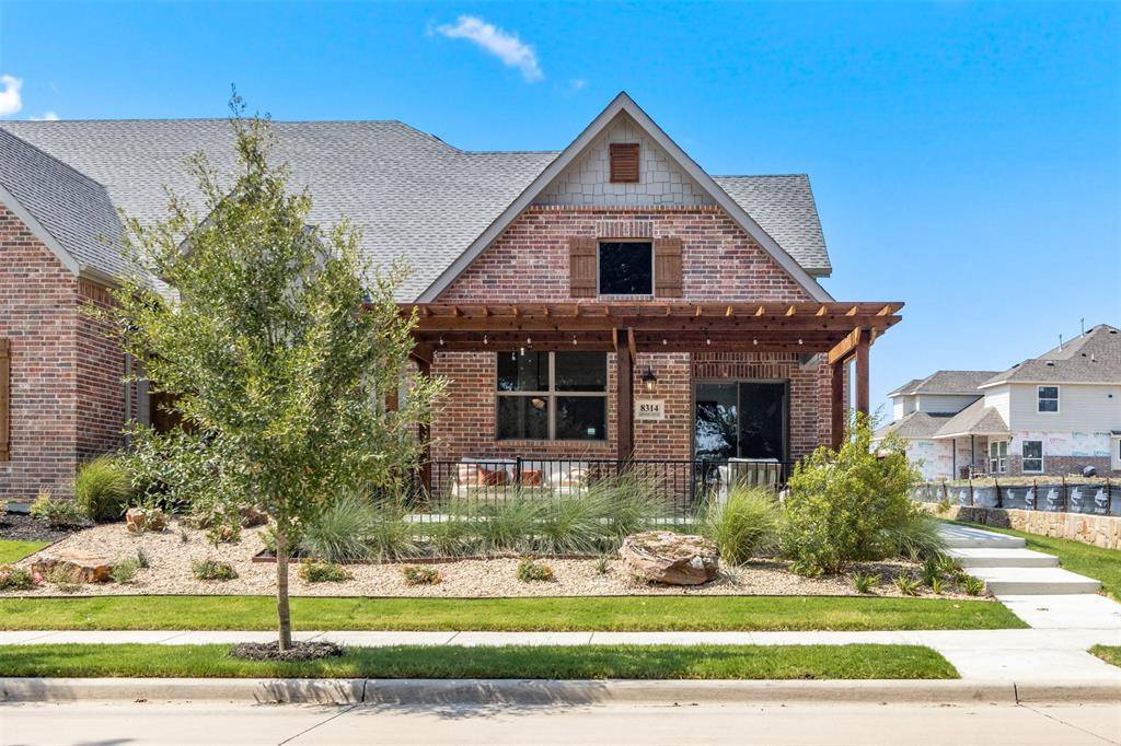 Rowlett, TX 75098,8314 Cottonwood Creek Trail