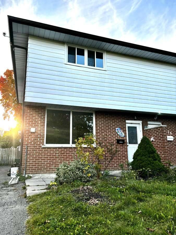 Oshawa, ON L1G 5R6,422 Maplewood DR